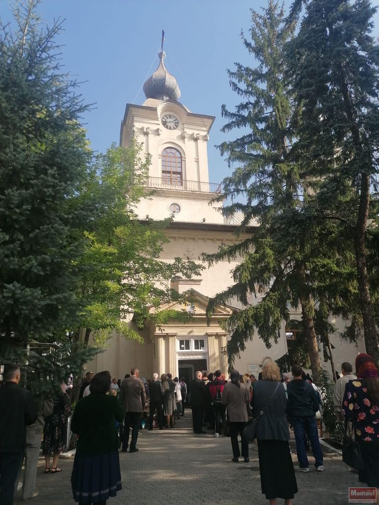 MONITORUL VIDEO: Hram la Biserica unde a fost botezat Mihai Eminescu