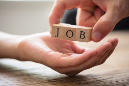 Peste 400 de slujbe disponibile pentru șomeri