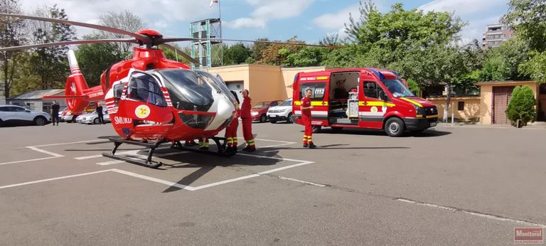 Bebelușul din accidentul rutier de la Dorohoi a ajuns la Iași. Este intubat și ventilat mecanic (video)
