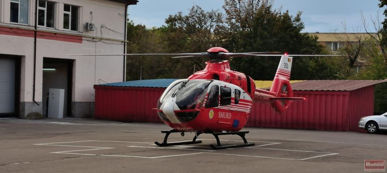 Bărbat în șoc toxico septic trimis cu elicopterul la București (video)
