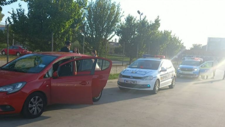 Fiul senatoarei Diana Șoșoacă a fugit de polițiștii care l-au prins băut la volan