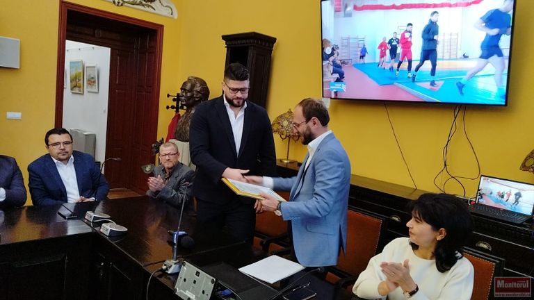 Alin Alexuc a primit titlul de Cetățean de Onoare al Municipiului Botoșani! (VIDEO + FOTO)