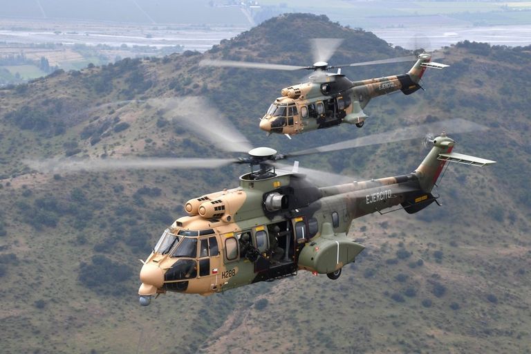 Ministerul Apărării cere permisiunea Parlamentului să cumpere două elicoptere militare cu 150 de milioane de euro