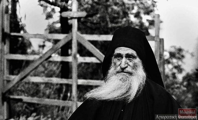 Preot botoșănean propus pentru canonizare. A fost unul dintre cei mai căutați duhovnici de la Muntele Athos