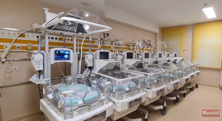 Incubatoare de ultimă generație pentru secția de Neonatologie a Maternității Botoșani (video)