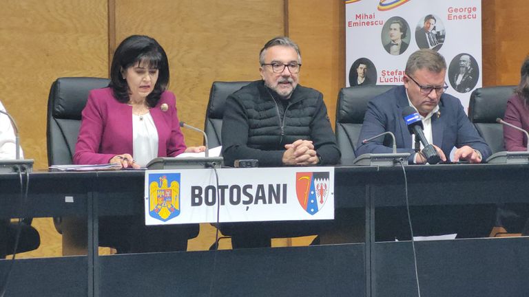 Vizită politică la Botoșani a ministrului Culturii. Acțiune de imagine pentru PSD