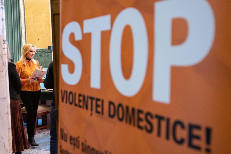 Premieră în România. A fost publicat ghidul pentru combaterea hărțuirii sexuale și morale la locul de muncă
