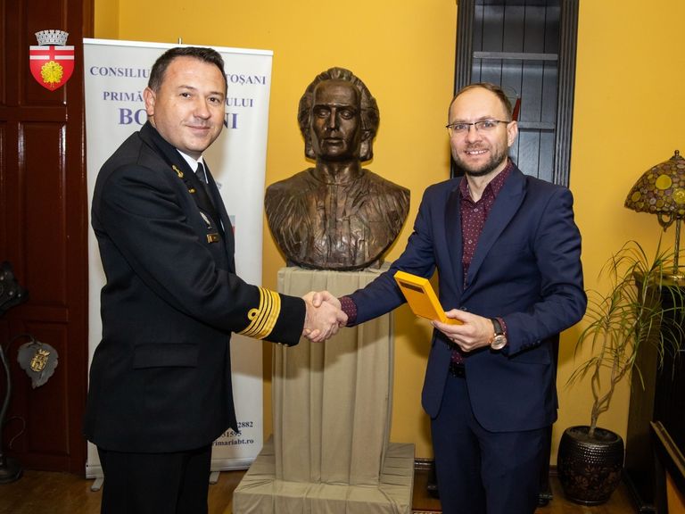 Primarul municipiului Botoșani, premiat de Forțele Navale Române