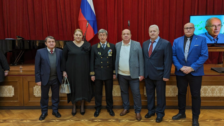 Diana Șoșoacă s-a dus la o petrecere la Ambasada Rusiei pentru a sărbători „rezultatele operațiunii speciale” în Ucraina