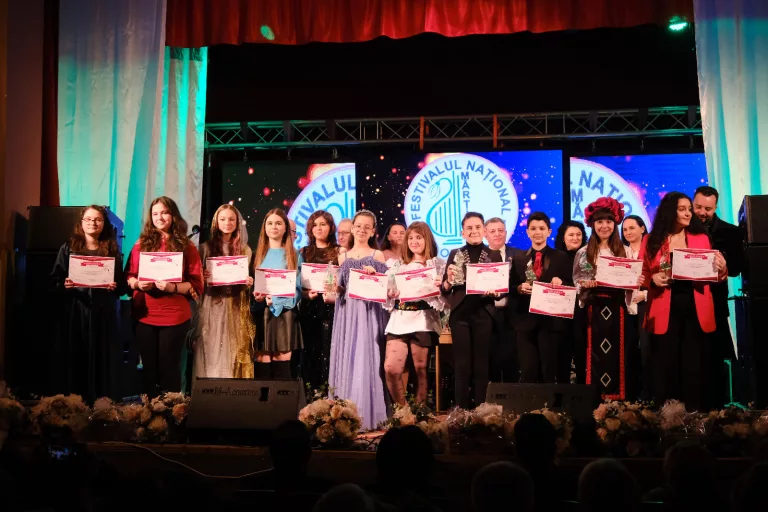 Trofeul „Mărţişor Dorohoian”, adjudecat de o adolescentă din Republica Moldova
