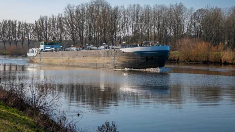 Ucraina nu ne-a furat apa din Dunăre, prin canalul Bâstroe.Măsurătorile făcute de Apele Române, la 22 februarie, indicau debite normale pe Chilia