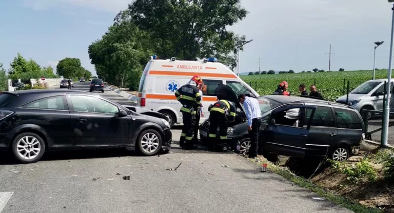 Două persoane rănite după un accident produs la Zăicești