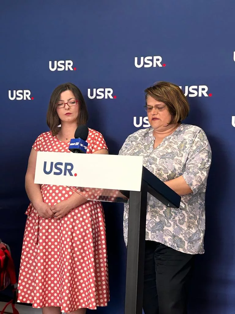 USR a lansat Cartea Neagră a guvernării PSD-PNL