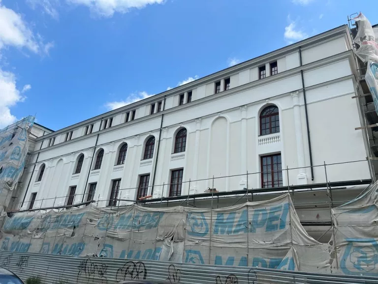 Progrese în reabilitarea Teatrului „Mihai Eminescu”. „Nu avem nicio problemă cu banii pentru acest obiectiv”