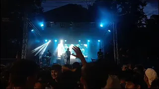 „Om la Lună” în concert la festivalul din weekend de pe pietonal.