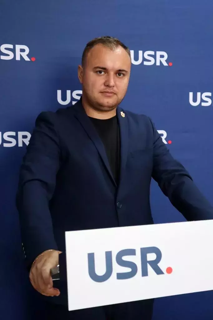 Comunicat de presă USR – Tânăr manager botoșănean, pe lista candidaților USR la Parlamentul European