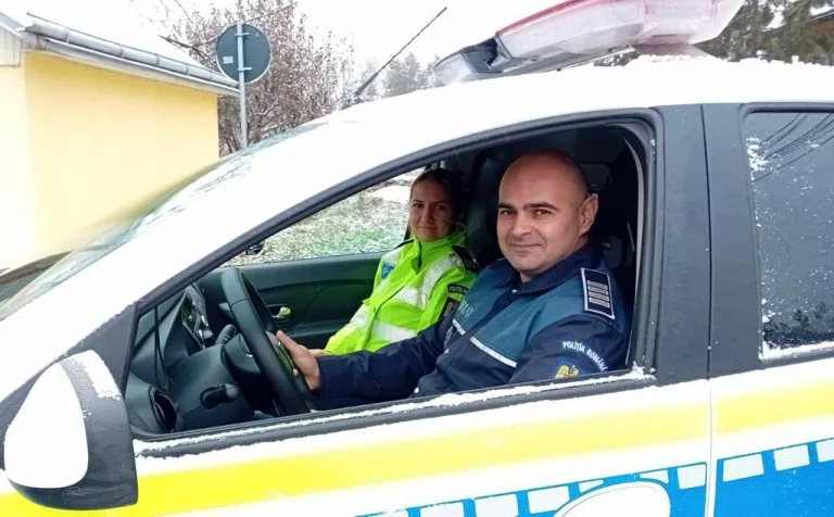 Bărbat salvat de vigilenţa a doi poliţişti