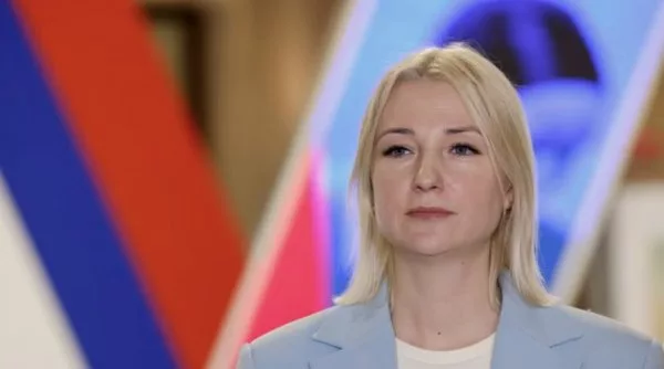 Jurnalista care voia să-l învingă pe Putin, interzisă la alegerile prezidențiale