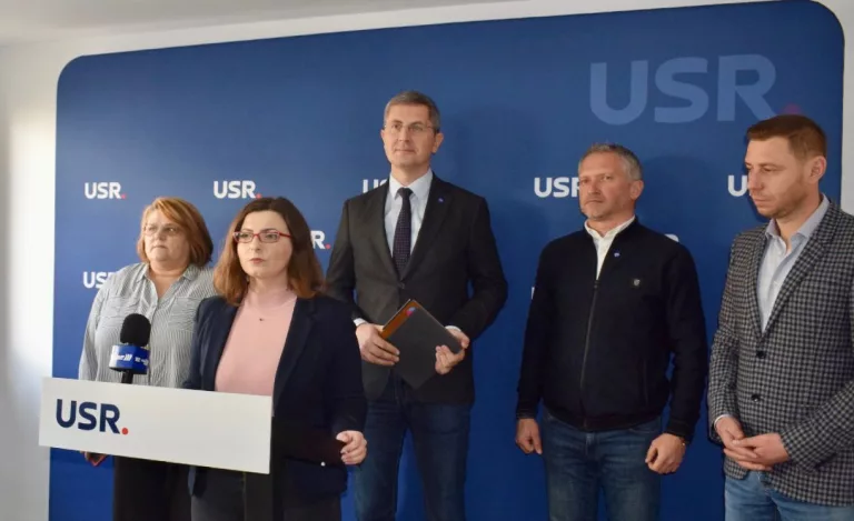 Comunicat de presă USR – Coaliția PSD-PNL funcționează brici când vine vorba de furat și prăduit banii românilor