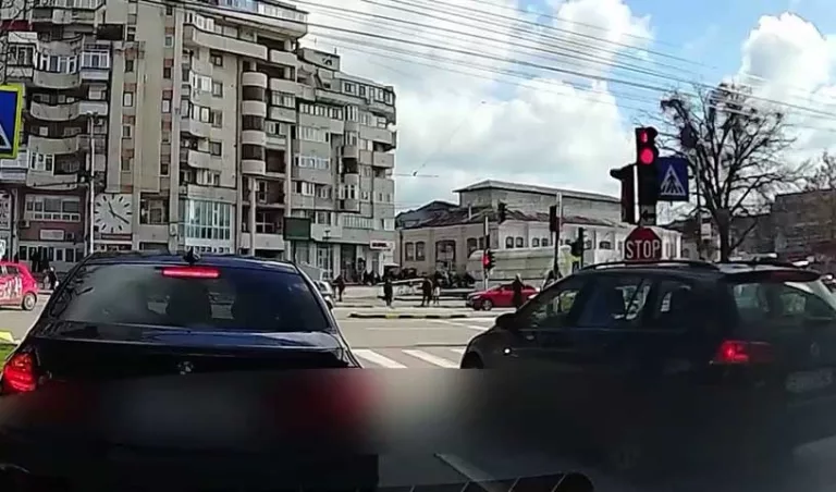 Nu poți să stai la semafor când ai BMW, nu te lasă mașina, pleacă singură.