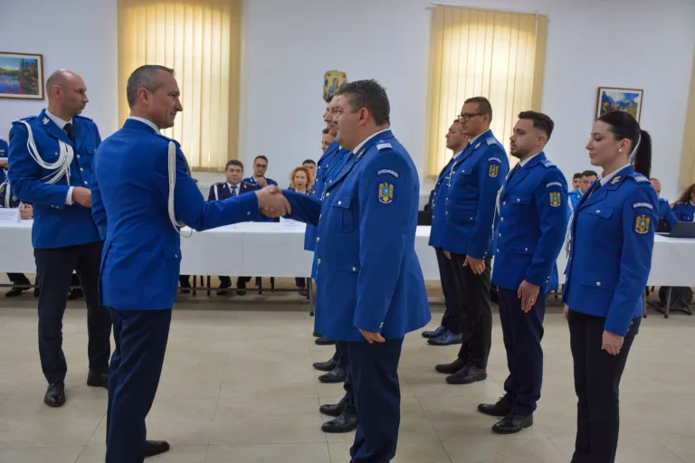 Sărbătoare la jandarmi. Festivități în uniformă și concert de cântece ostășești (VIDEO)