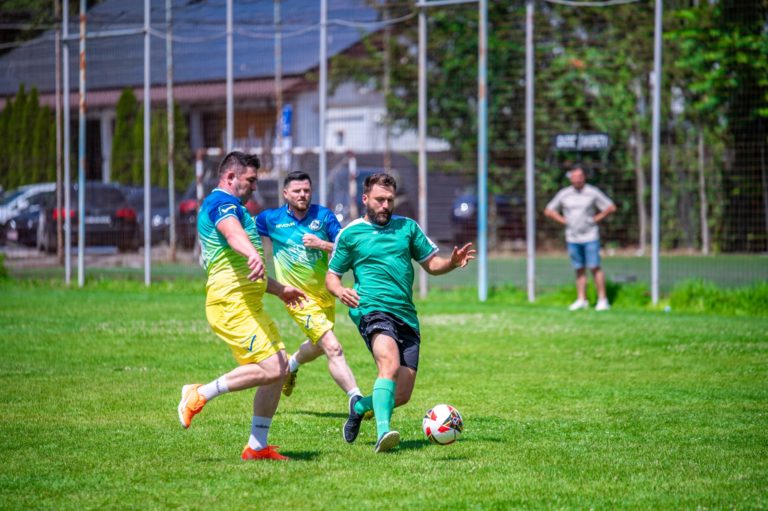 Spectacol fotbalistic pe Stadionul Municipal. Luptă pentru Trofeul Prieteniei