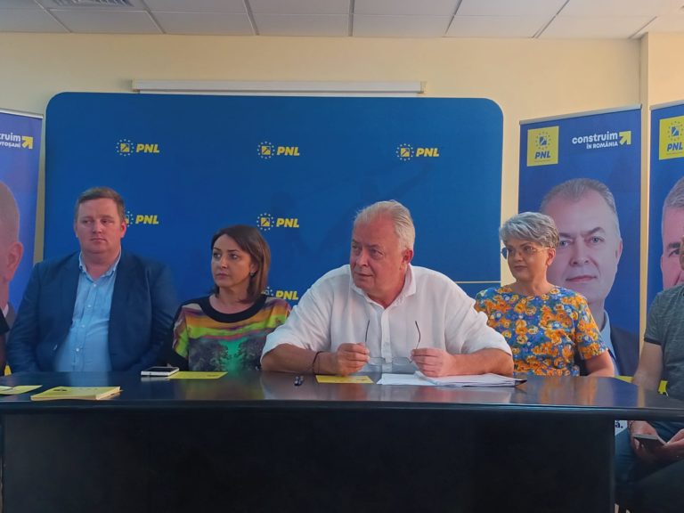 Cătălin Flutur propune înființarea unei companii municipale de apă pentru Botoșani