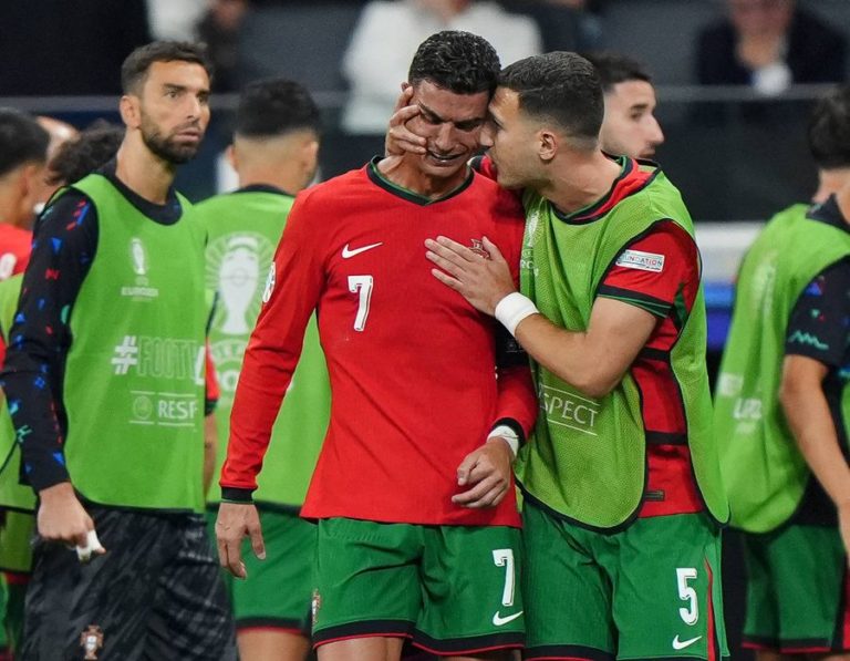 Calificare cu emoţii şi lacrimi pentru Portugalia