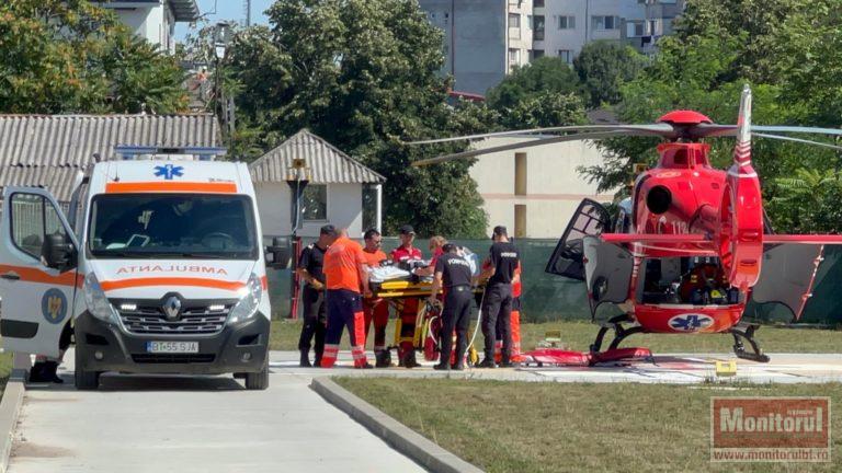 Speranțe pentru Iulia. Tânăra rănită în accidentul de ATV a fost preluată de elicopterul SMURD (VIDEO)