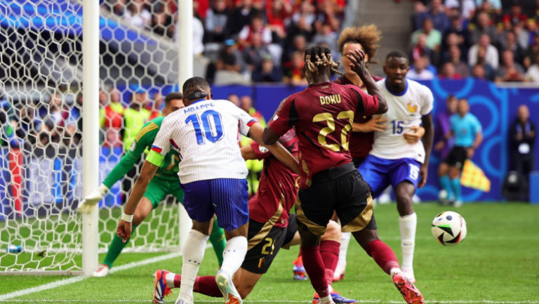 Franţa s-a calificat în sferturi, după 1-0 cu Belgia