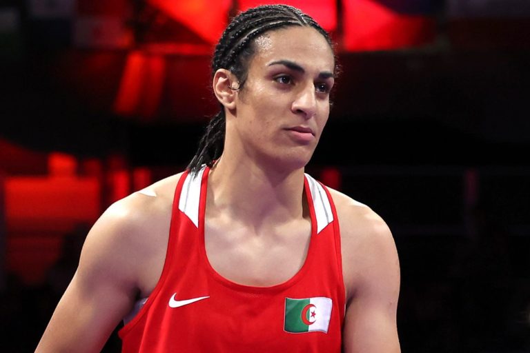 Controversata pugilistă algeriană Imane Khelif, acuzată că ar fi bărbat, a câştigat titlul olimpic la 66 kg