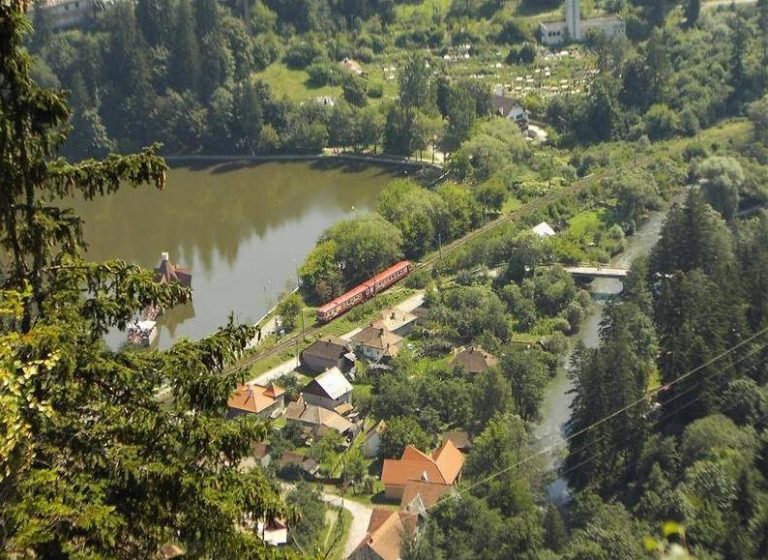 Stațiunile de tratament ale României. Oglinzi