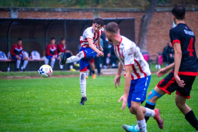 Gloria Ultra urcă în „carul de ași” al Seriei I Liga a III-a (FOTO)