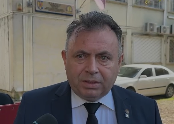 Fostul ministru al Sănătății din pandemie, Nelu Tătaru, ridicat pentru luare de mită. Ar fi luat inclusiv ouă și găini (video)