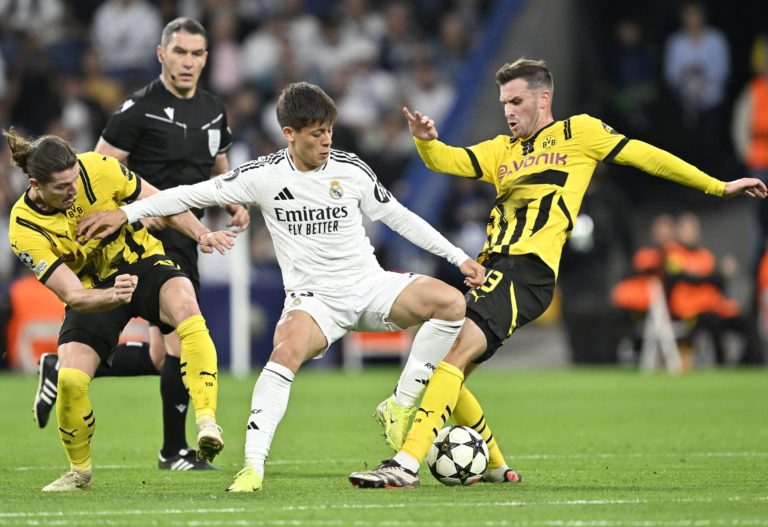 Show total făcut de Real Madrid cu Istvan Kovacs la centru în UCL