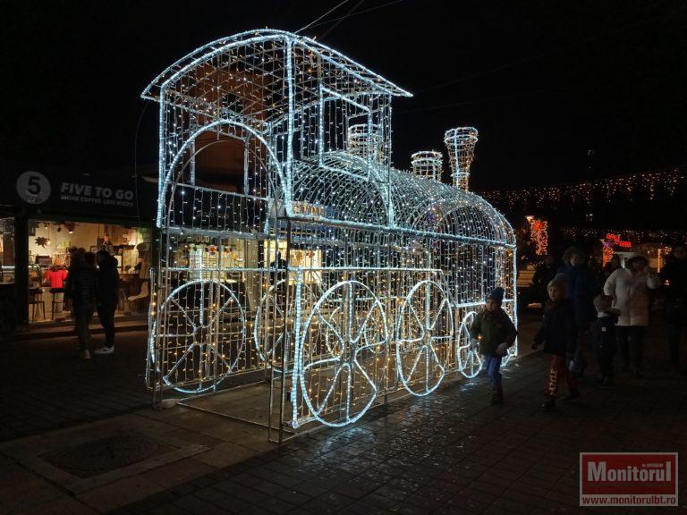 MONITORUL VIDEO: Botoșaniul și-a aprins iluminatul festiv