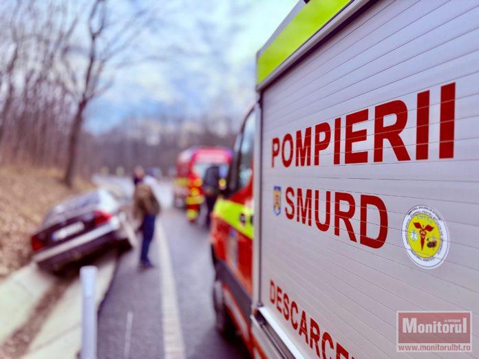 Două tinere rănite în urma unui accident provocat de o botoșăneancă pe DN 1