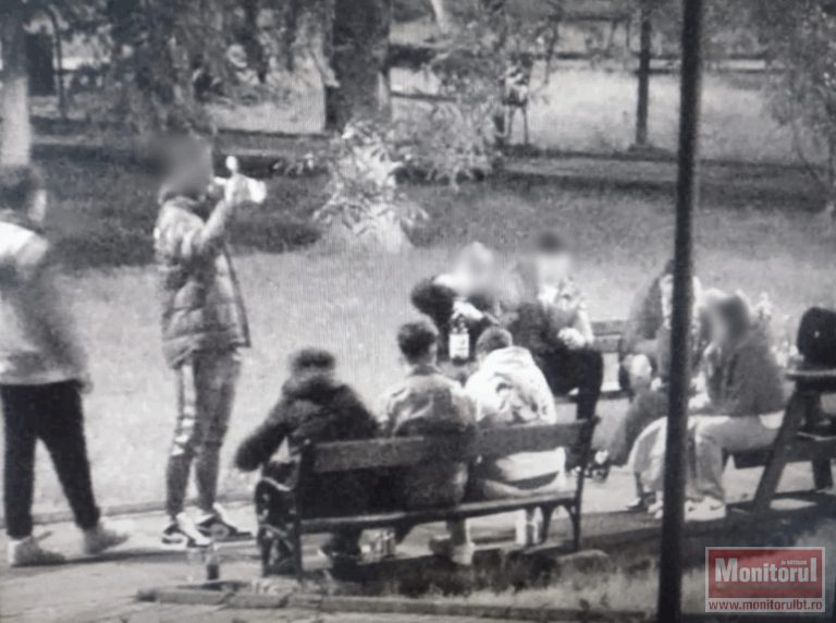 Parcul Tineretului, ring de petrecere în toiul nopții. Ce a făcut un grup de tineri
