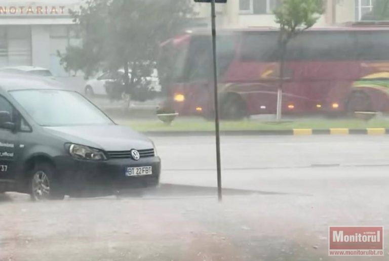 Rupere de nori cu gheață la Botoșani (VIDEO)