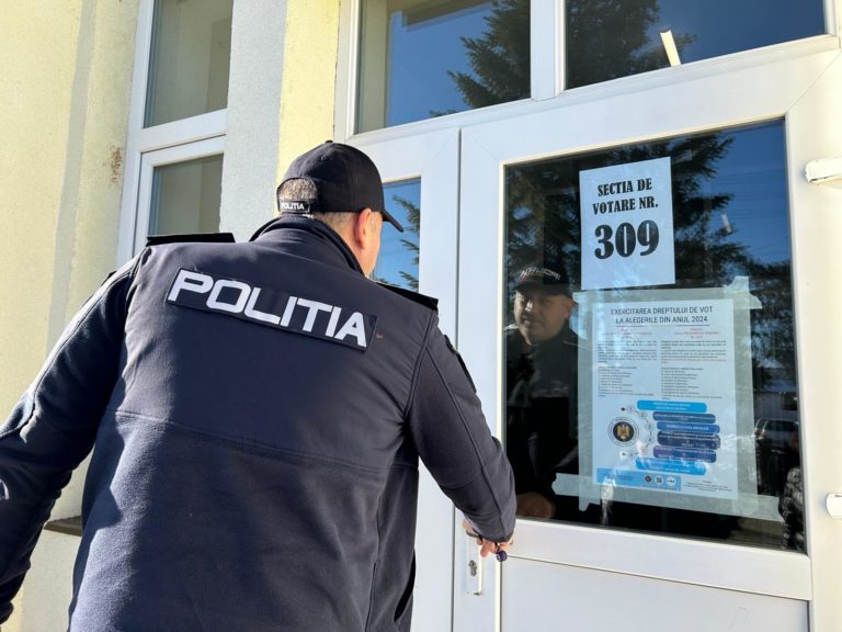 Votul s-a încheiat fără incidente majore la Botoșani. Polițiștii rămân în teren
