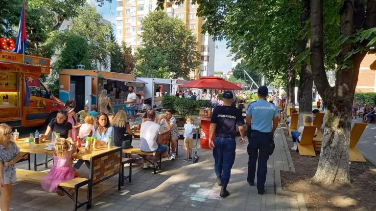 Weekend cu distracție în Botoșani. Misiuni pentru jandarmi, polițiști și pompieri