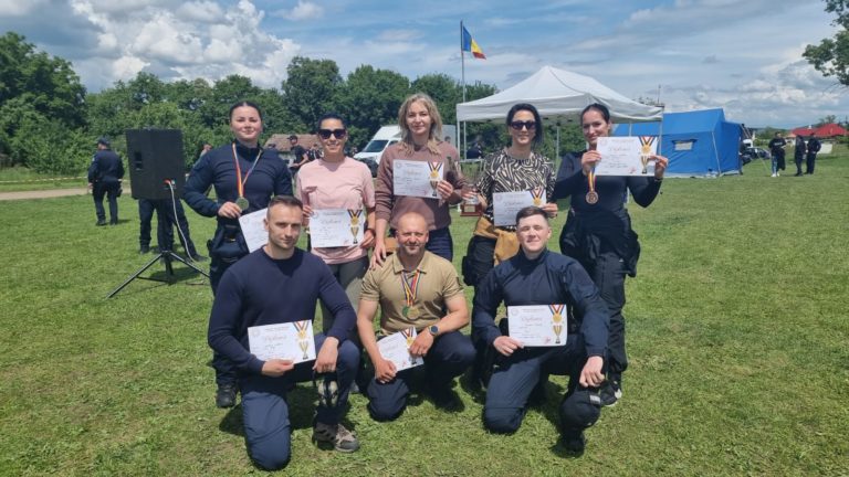 Performanță de calibru! O jandarmeriță din Botoșani, pe podiumul Campionatului de Tir al MAI