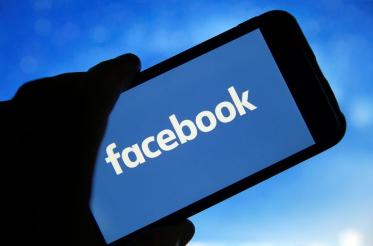 Noul flux „Doar prieteni” al Facebook renunță la tot conținutul algoritmic