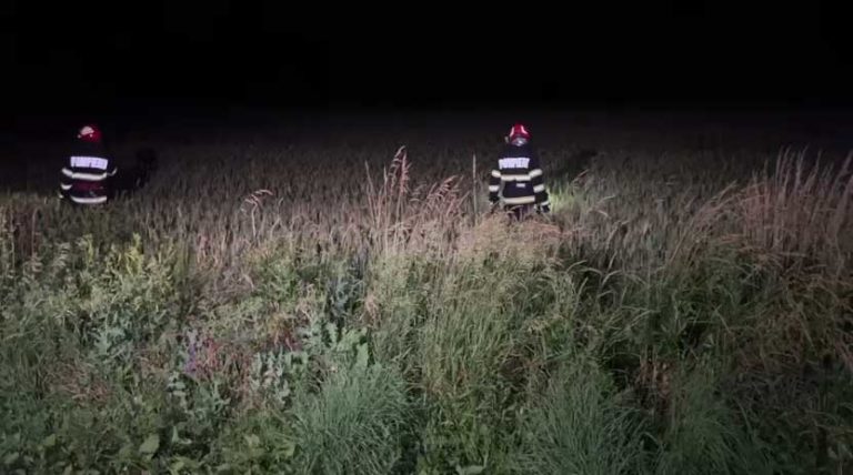 După ce s-au compromis pentru că au plecat de la un accident fără să vadă o victimă, salvatorii caută acum la milimetru.