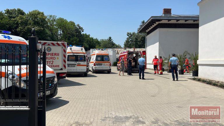 Tavan prăbușit peste copii la o petrecere privată (VIDEO)