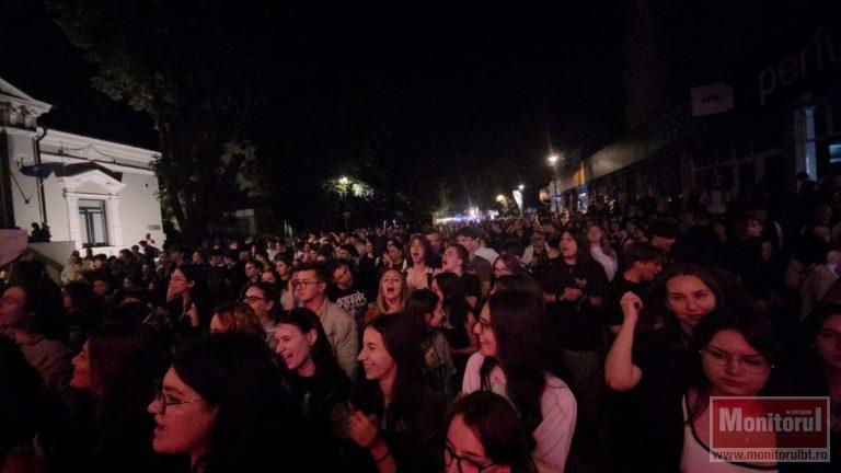 De la jazz la horă: Missed Call și Om la lună au dat tonul distracției la Street Food Festival (VIDEO)