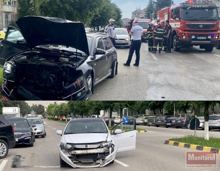 Impact violent în oraș. Doi copii și doi adulți au ajuns la Urgențe (video)