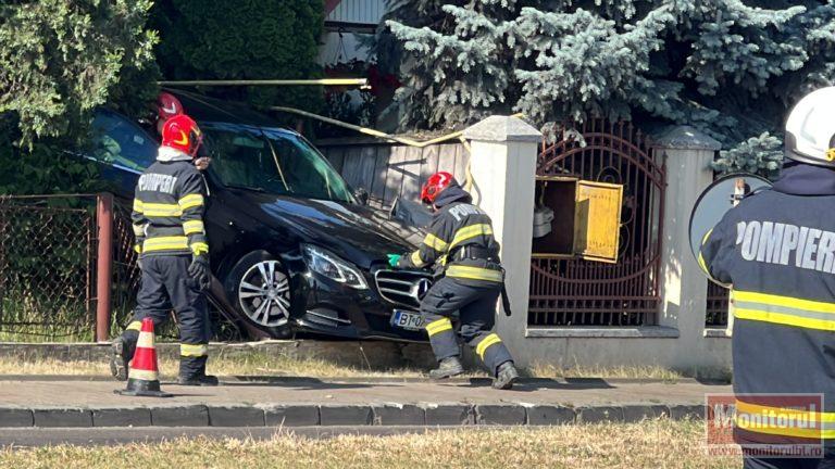 Pericol de explozie după un accident bizar (VIDEO)