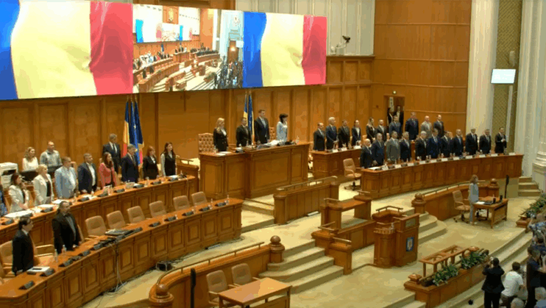 Guvernul Bolojan a fost instalat în funcţie. AUR a boicotat votul