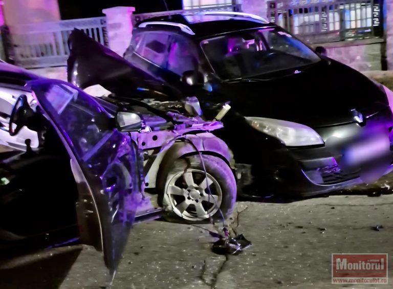 Șoferiță rănită într-un accident grav la miezul nopții